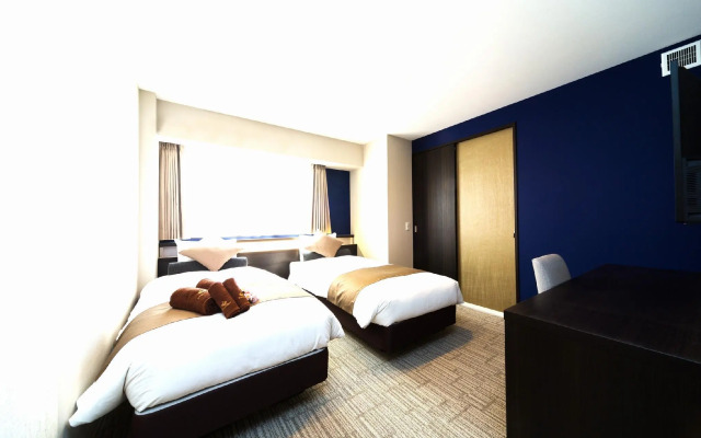 Folio Sakura Shinsaibashi Osaka