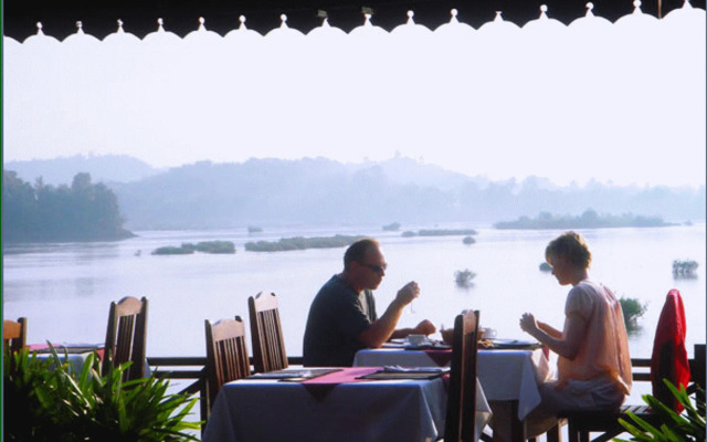 Pon Arena Hotel