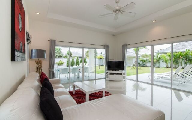 Private  4 Bedroom Pool Villa L28