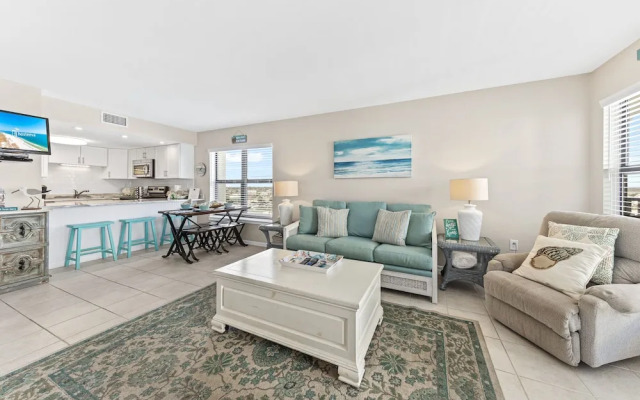 Island Sunrise by Hosteeva