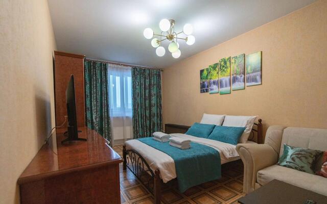 Пять звезд на Ленина 17/1