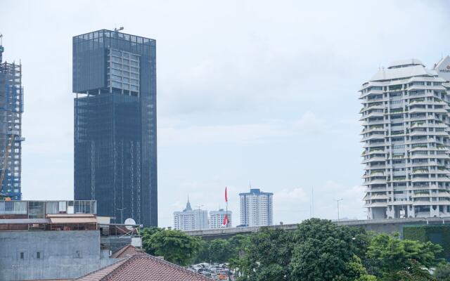 Cozy Studio Apartment at Tamansari Sudirman Executive Residence