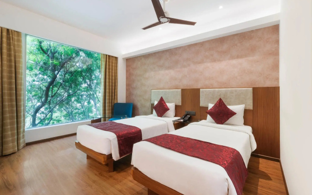 7 Apple Hotel - Viman Nagar Pune