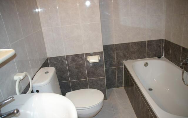 Apartamentos Estoril I - II Orange Costa
