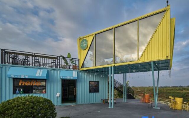 Xinxing Zenyu Town North and South Ju Siheyuan