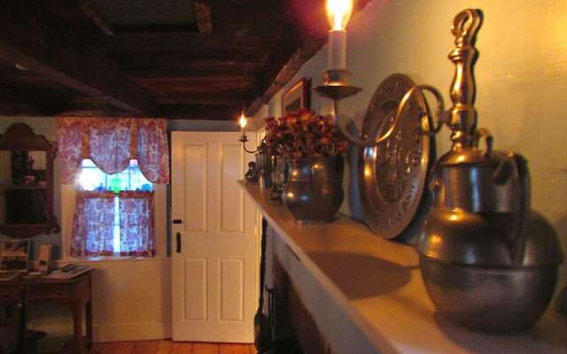 The Holiday House