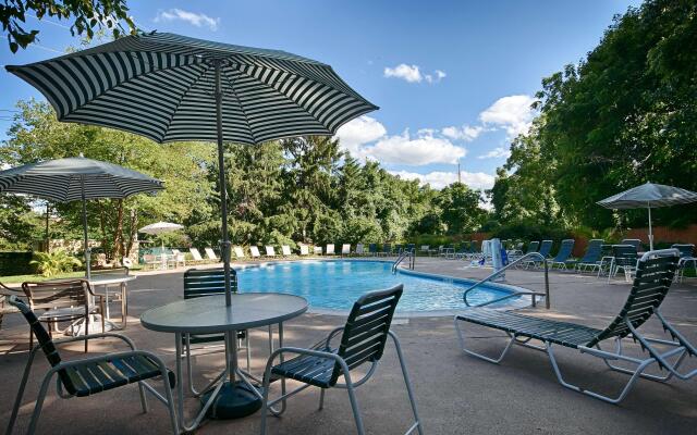 SureStay Plus by Best Western Woodbury Inn