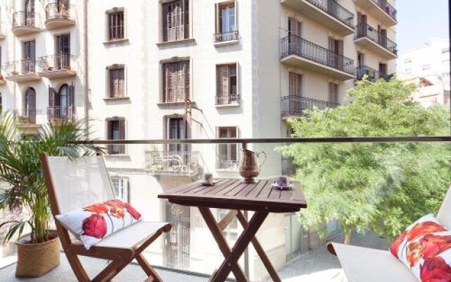 Apartment Barcelona Rentals - Sarria Apartments Near Center