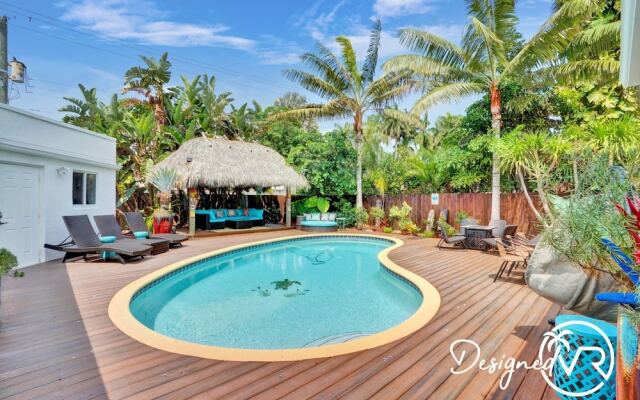 4BD House with Private Heated Pool