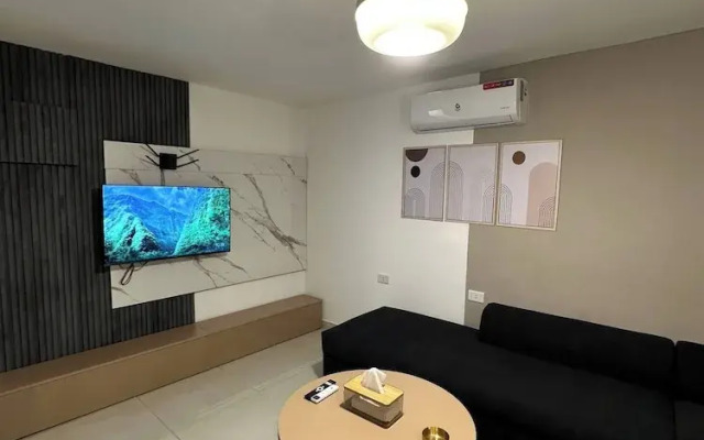 Stylish Luxe Apartment Fr