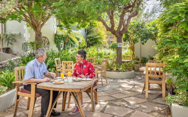 Montagu Country Hotel