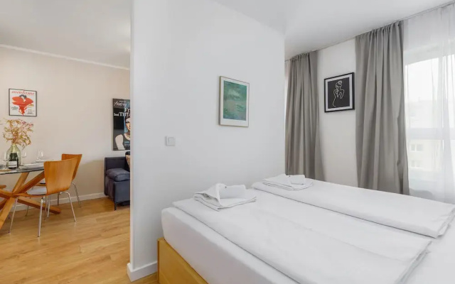 Sun Towers Lux by Renters Prestige