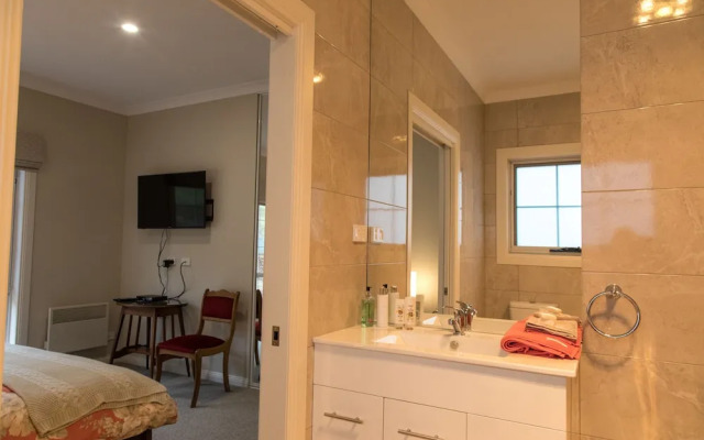 Mountain Blue Guest Accommodation