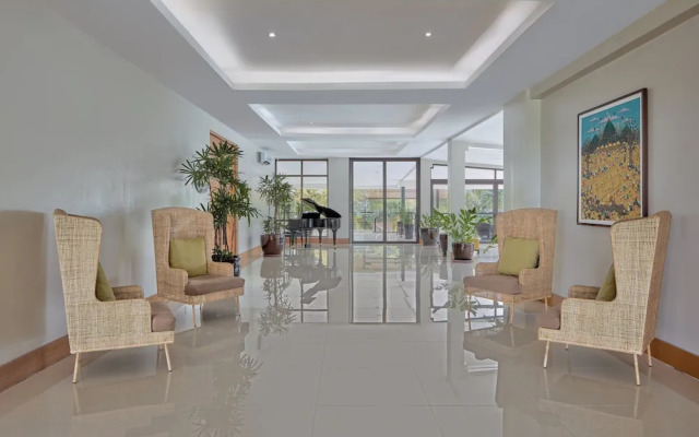Holiday Inn & Suites Batangas Limapark by IHG