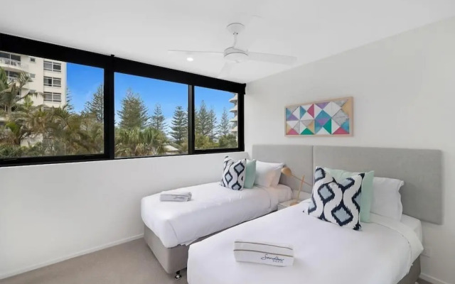 Sandbar Burleigh Heads -Burleigh Letting