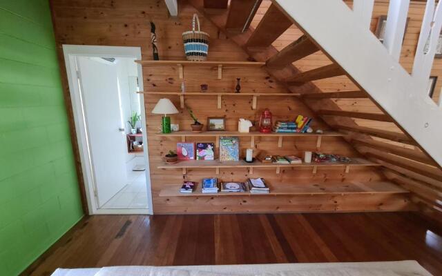 Spotted Gum Retreat at Mystery Bay