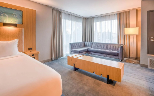 Aloft Cupertino