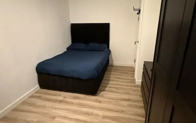 Cozy 1 bed Apartmrnt Luton Airport