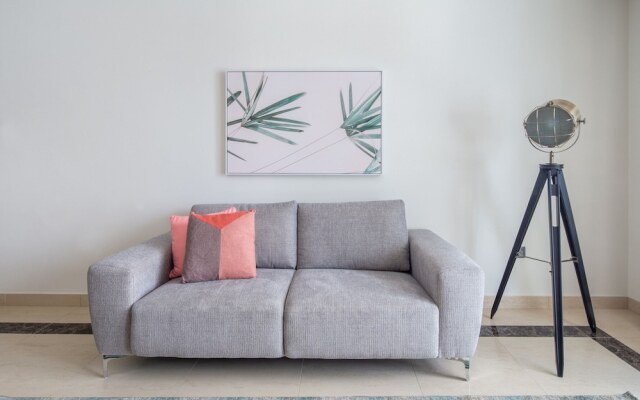 Mesmerizing 1BR Apartment in Grand Downtown Dubai