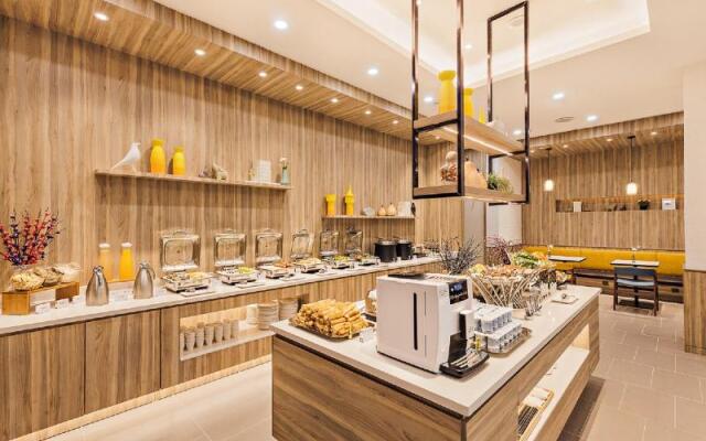 Hanting Premium Jinan West Railway Station Jingxi