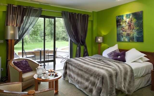 Hôtel la Source Bleue