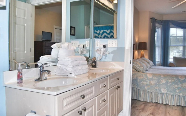 4874 Luster Leaf Cir. Unit 204, Magnolia Pointe 3 Bedroom Condo by RedAwning