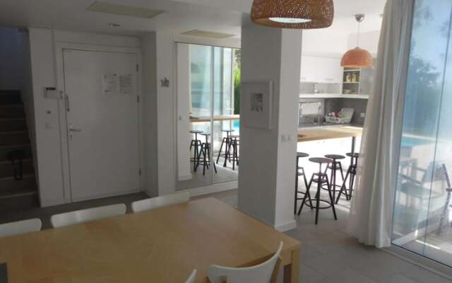 Novron Villa 11
