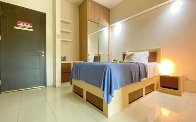 Minimalist and Comfy Studio at Habitat Apartment