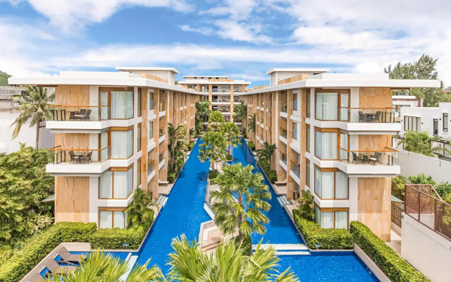 Henann Crystal Sands Resort