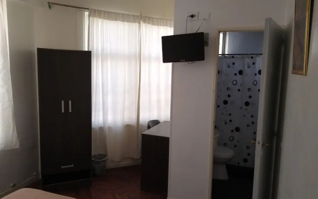 Suipacha Inn Hotel