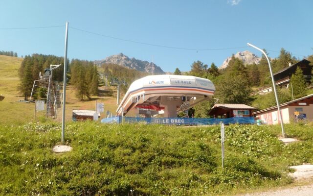 Apartment With one Bedroom in Enchastrayes, With Wonderful Mountain Vi