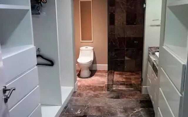 Condo Ilka