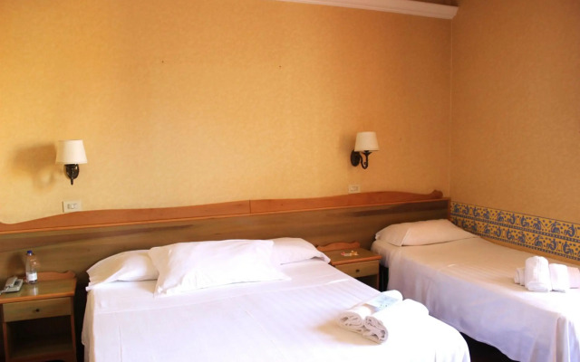 Phi Hotel Ambra