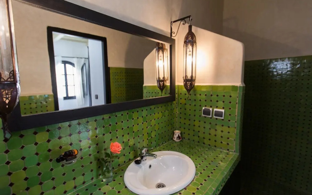Riad Dar Awil