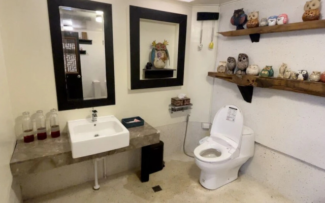 Windsor's Sunlight Han-Guan