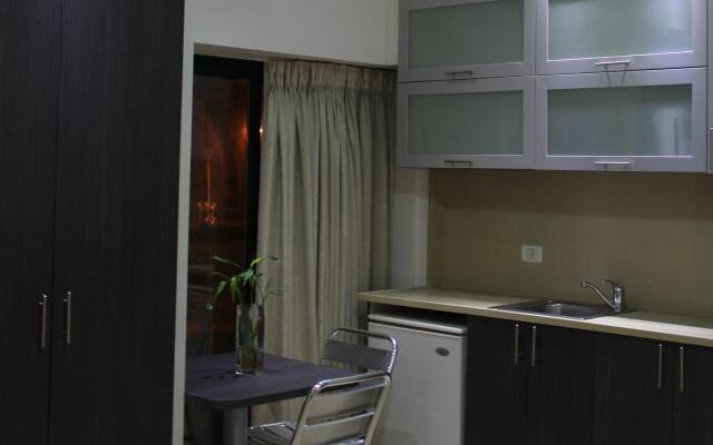 TLV Apartment 77