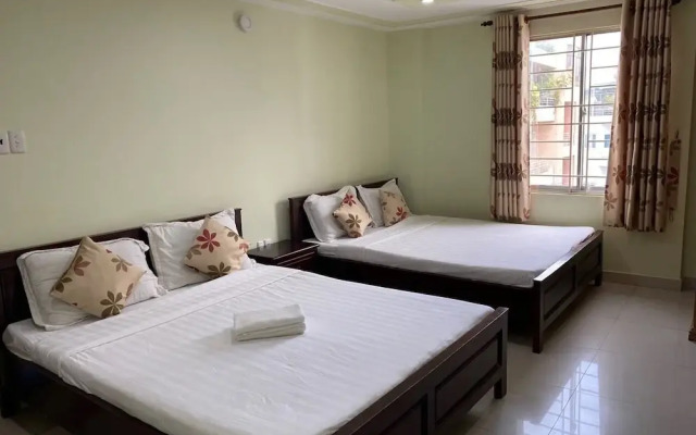 Hoang Tay 1 Hotel by Bay Luxury