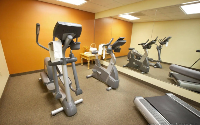 Lancaster Inn and Suites