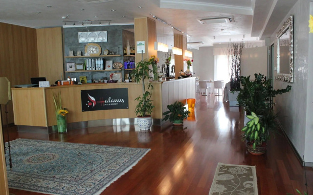 Halanus Hotel And Resort