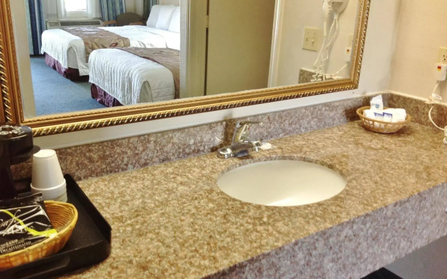 Americas Best Value Inn West Columbia