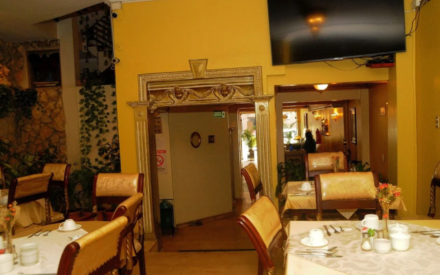 Colony Inn Hotel