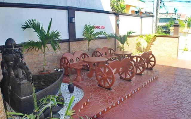 Mayon Backpackers Hostel