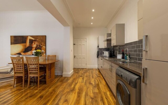 Inviting 1-bed Apartment in Lytham Saint Annes