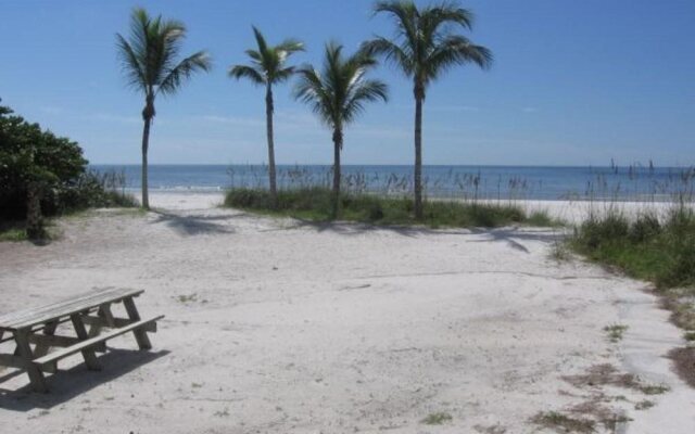 Red Coconut RV Park