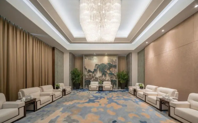 Echarm Hotel Wuhan China Optics Vally Convention & Exhibition Center
