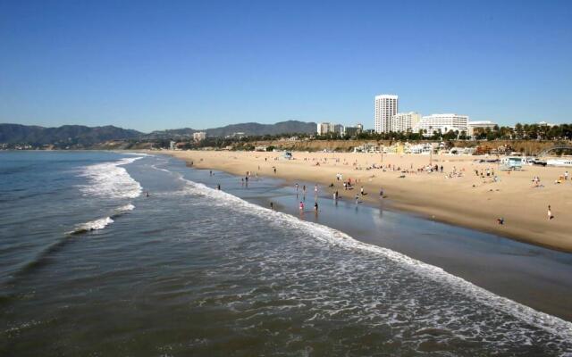 Warner Center Marriott Woodland Hills