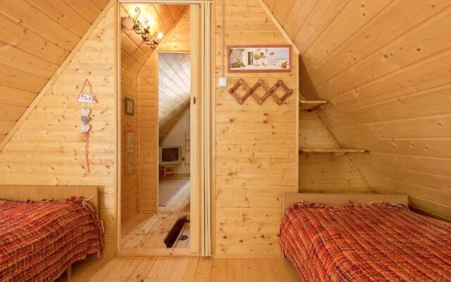 Holiday Home Kuća Ulaga