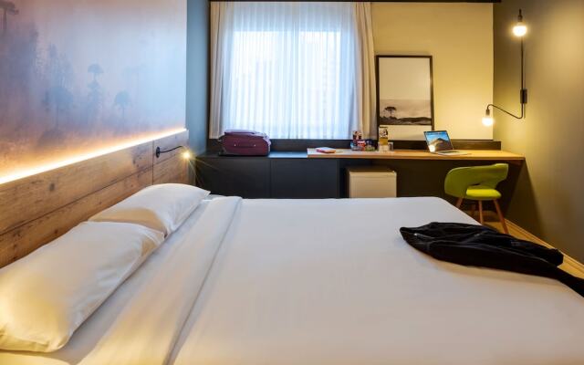 Hotel Cassino Tower Curitiba Aeroporto By Nacional Inn