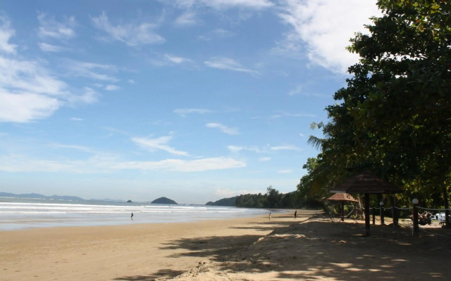 Beringgis Beach Resort & Spa