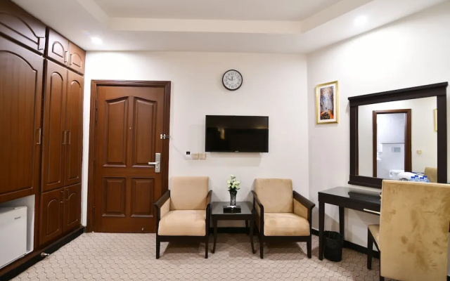 Royal Regency Hotel
